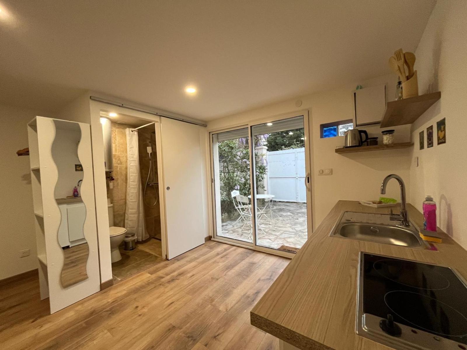 Studio Avec Clim Et Terrasse Proche Du Centre Ville D'Avignon Eksteriør bilde